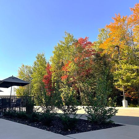 Fairfield By Marriott Inn & Suites North Bay Exteriör bild